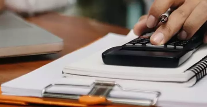 Como facturar en el sat 2025