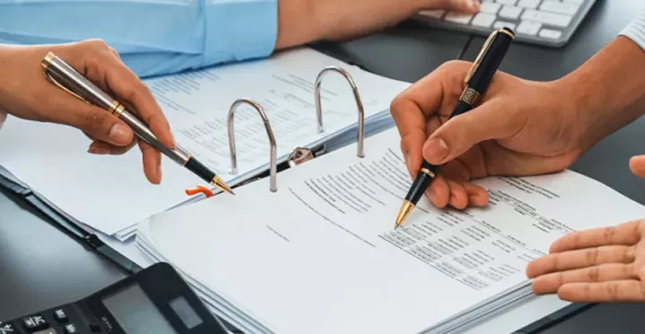 Retribución fija y variable