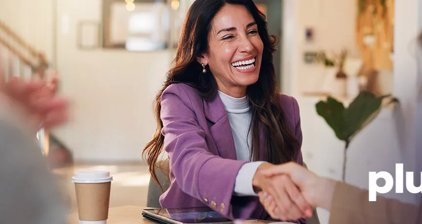 Empleada acepta propuesta laboral 