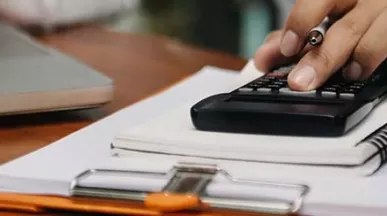 Como facturar en el sat 2025