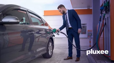 Por qué gasta mucha gasolina mi carro